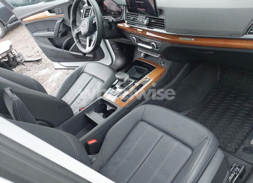 Photo 5 of 2023 Audi Q5 PREMIUM PLUS 45 TFSI S LINE QUATTRO (VIN WA1EAAFY9P2089095)