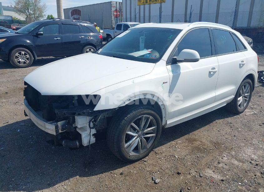 Photo 2 of 2018 Audi Q3 2.0T PREMIUM/2.0T SPORT PREMIUM (VIN WA1ECCFS3JR016577)