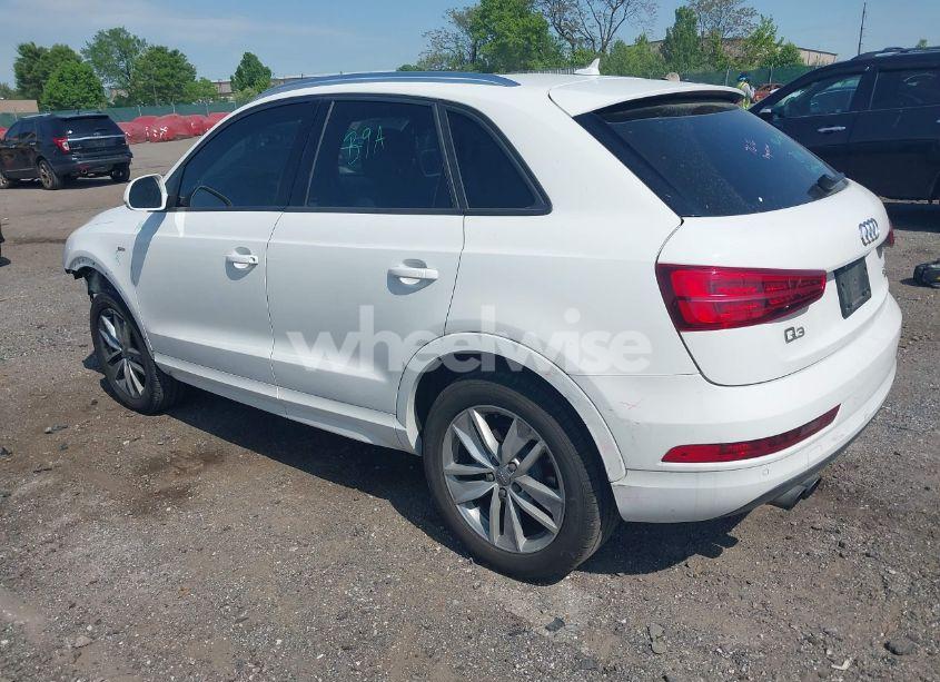 Photo 3 of 2018 Audi Q3 2.0T PREMIUM/2.0T SPORT PREMIUM (VIN WA1ECCFS3JR016577)
