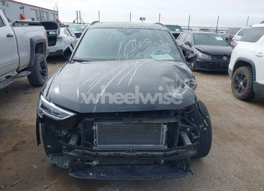 Photo 13 of 2024 Audi Q3 PREMIUM PLUS 45 TFSI S LINE QUATTRO TIPTRONIC (VIN WA1EECF37R1154359)