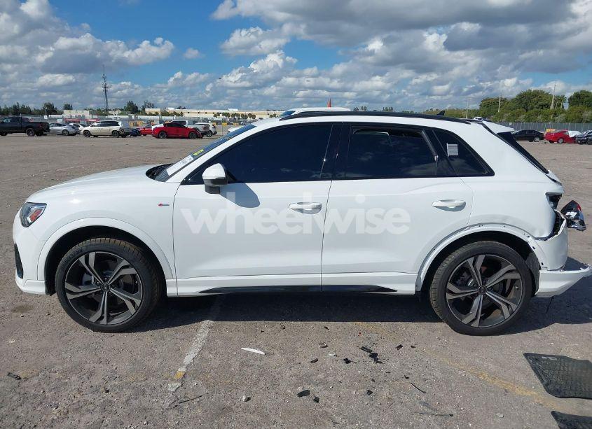Photo 15 of 2024 Audi Q3 PREMIUM PLUS 45 TFSI S LINE QUATTRO TIPTRONIC (VIN WA1EECF39R1136414)