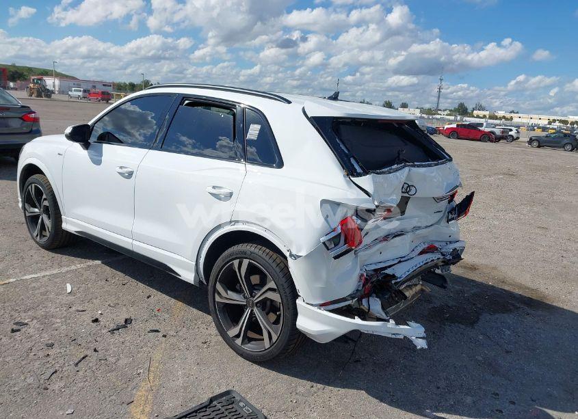 Photo 3 of 2024 Audi Q3 PREMIUM PLUS 45 TFSI S LINE QUATTRO TIPTRONIC (VIN WA1EECF39R1136414)