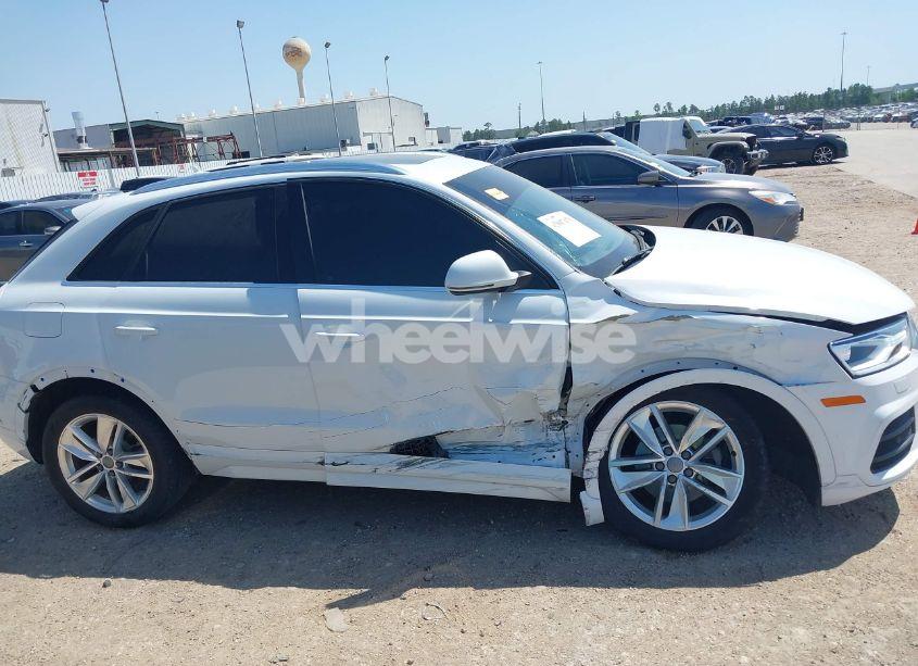 Photo 13 of 2016 Audi Q3 2.0T PREMIUM PLUS (VIN WA1EFCFS1GR006694)