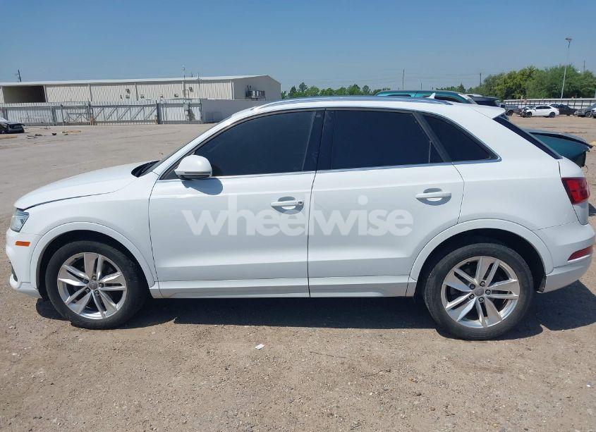 Photo 14 of 2016 Audi Q3 2.0T PREMIUM PLUS (VIN WA1EFCFS1GR006694)