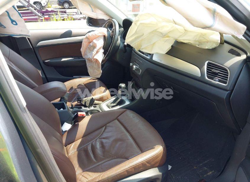 Photo 5 of 2016 Audi Q3 2.0T PREMIUM PLUS (VIN WA1EFCFS1GR016674)