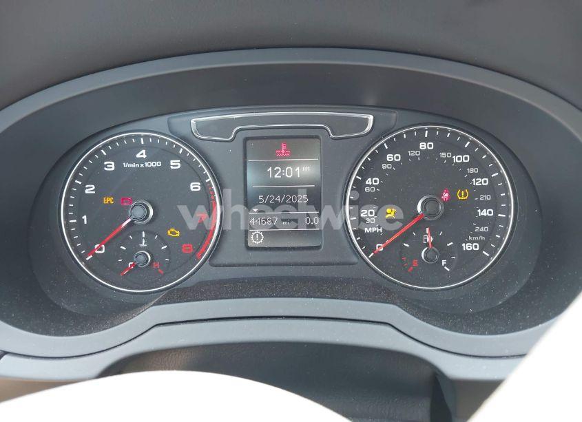 Photo 7 of 2016 Audi Q3 2.0T PREMIUM PLUS (VIN WA1EFCFS1GR016674)