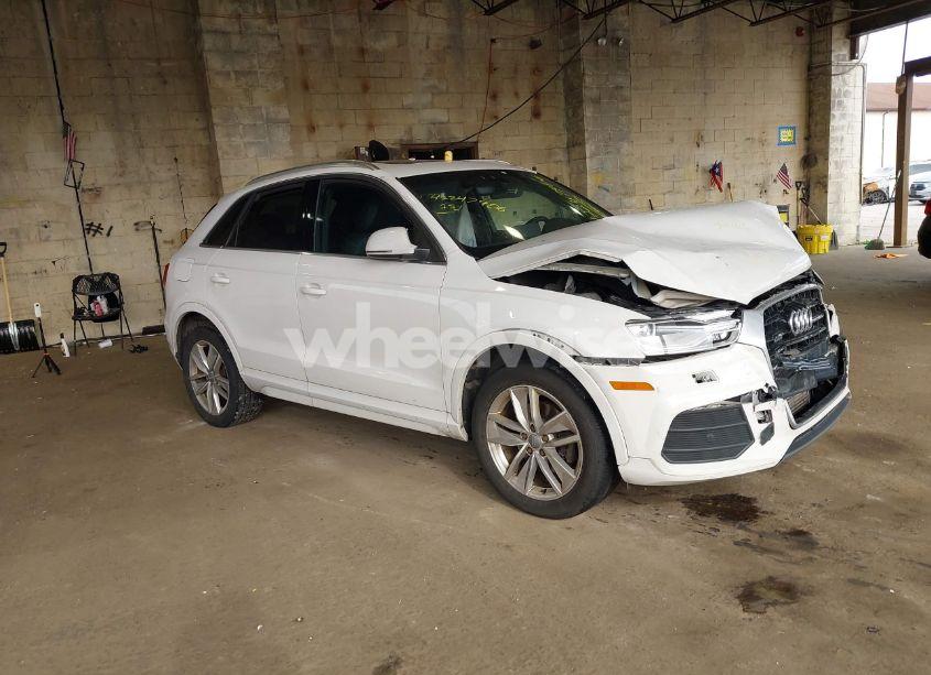 2016 Audi Q3 2.0T PREMIUM PLUS (VIN WA1EFCFS4GR014823) main photo