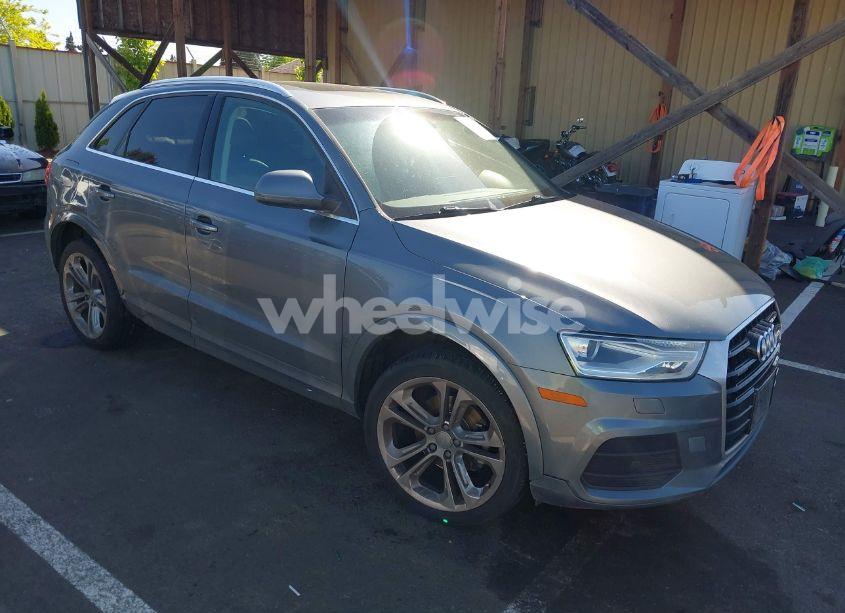 2016 Audi Q3 2.0T PREMIUM PLUS (VIN WA1EFCFS4GR021755) main photo