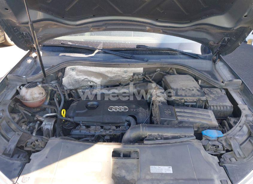 Photo 10 of 2016 Audi Q3 2.0T PREMIUM PLUS (VIN WA1EFCFS4GR021755)