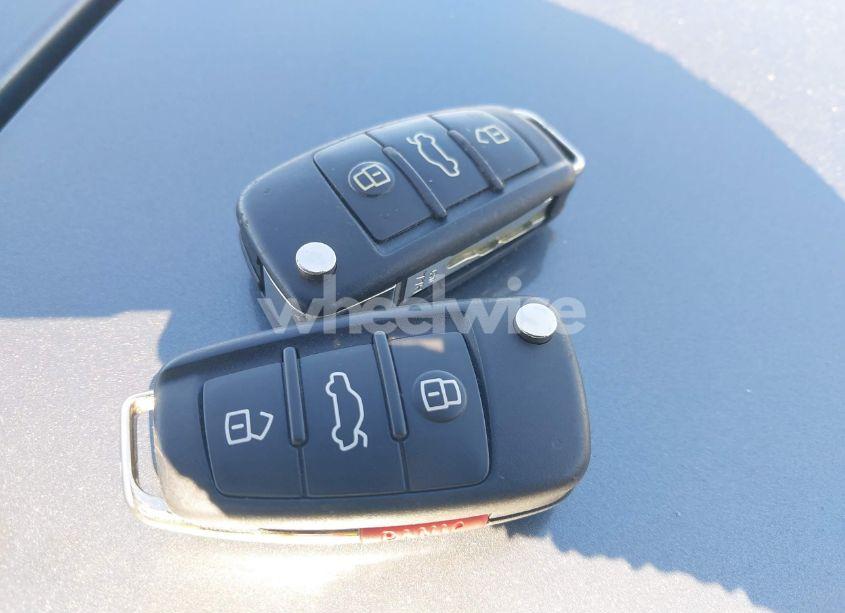 Photo 11 of 2016 Audi Q3 2.0T PREMIUM PLUS (VIN WA1EFCFS4GR021755)