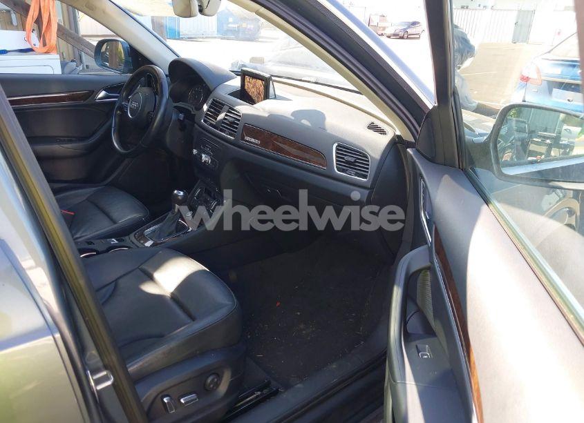 Photo 5 of 2016 Audi Q3 2.0T PREMIUM PLUS (VIN WA1EFCFS4GR021755)