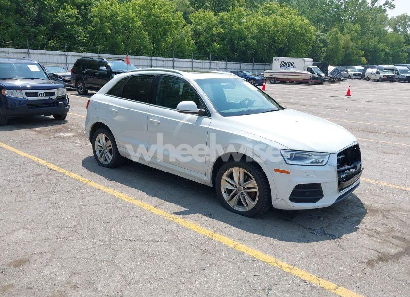 2016 Audi Q3 2.0T PREMIUM PLUS (VIN WA1EFCFSXGR014289) main photo