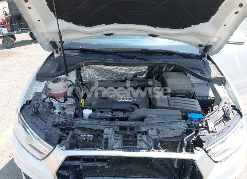 Photo 10 of 2016 Audi Q3 2.0T PREMIUM PLUS (VIN WA1EFCFSXGR014289)