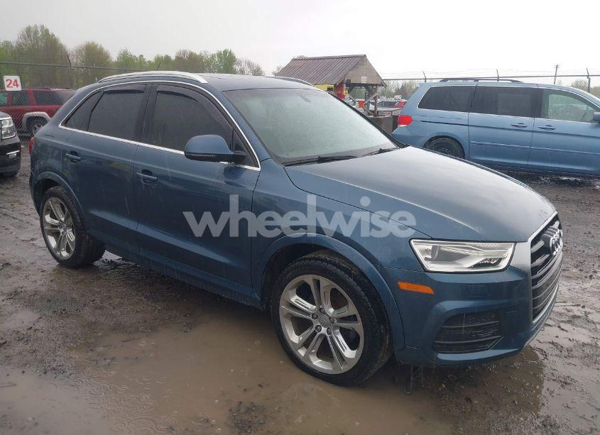 2016 Audi Q3 2.0T PREMIUM PLUS (VIN WA1EFCFSXGR015667) main photo