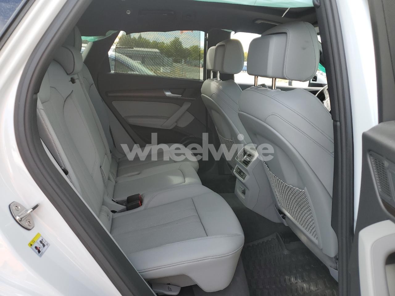 Photo 11 of 2025 AUDI Q5 E PRESTIGE 55 (VIN WA1F2AFY0S2004204)