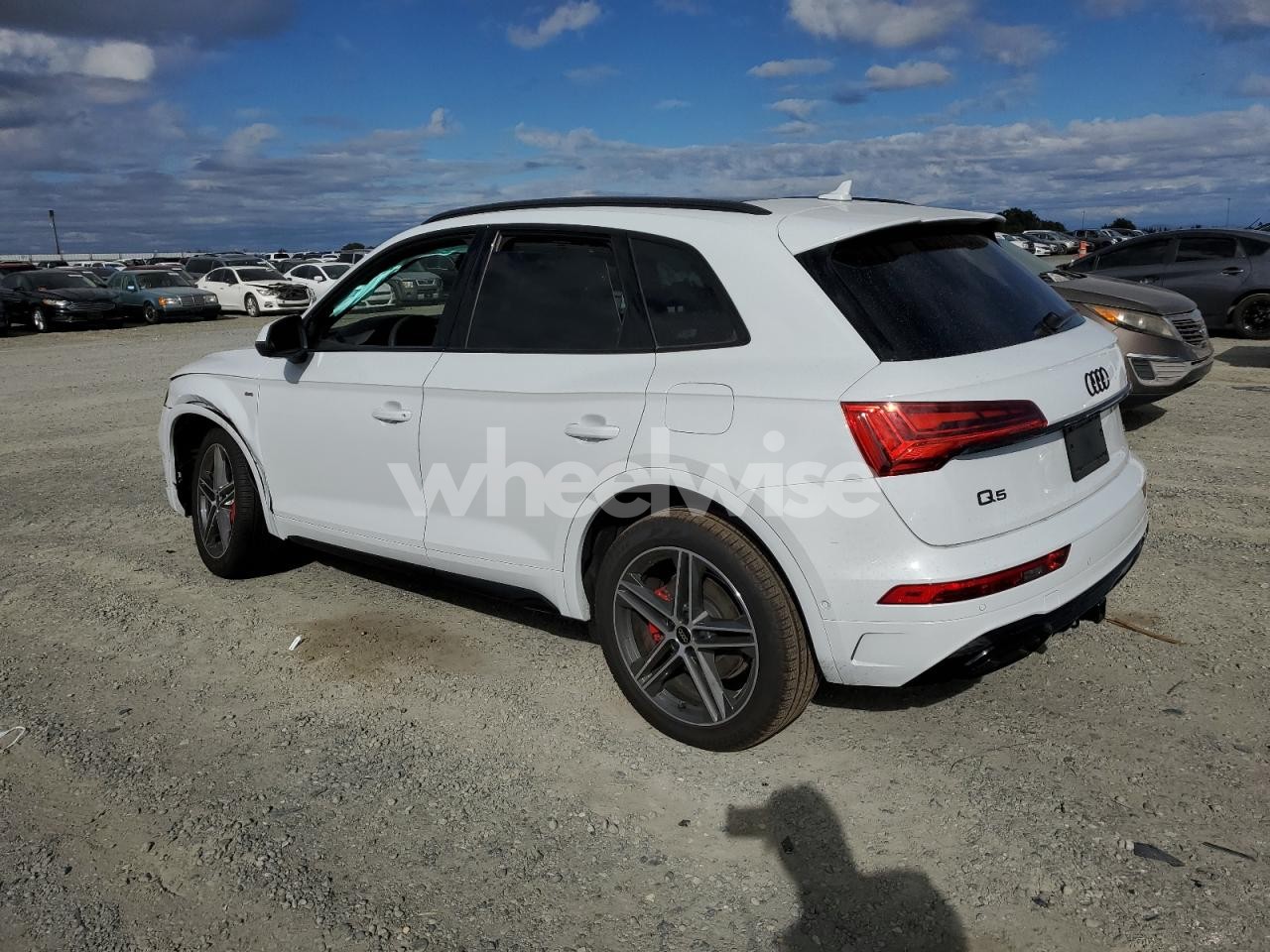 Photo 2 of 2025 AUDI Q5 E PRESTIGE 55 (VIN WA1F2AFY0S2004204)