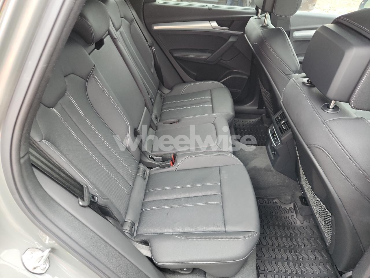 Photo 11 of 2024 AUDI Q5 PRESTIGE 45 (VIN WA1FAAFY8R2015108)