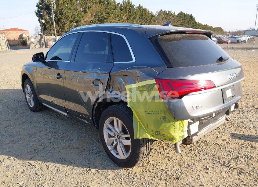 Photo 3 of 2022 Audi Q5 PREMIUM 45 TFSI S LINE QUATTRO S TRONIC (VIN WA1GAAFY0N2140330)