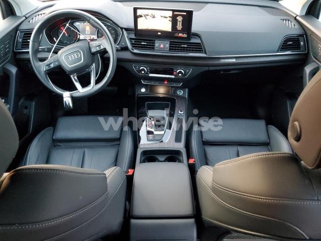 Photo 2 of 2024 AUDI Q5 PREMIUM 45 (VIN WA1GAAFY6R2073951)