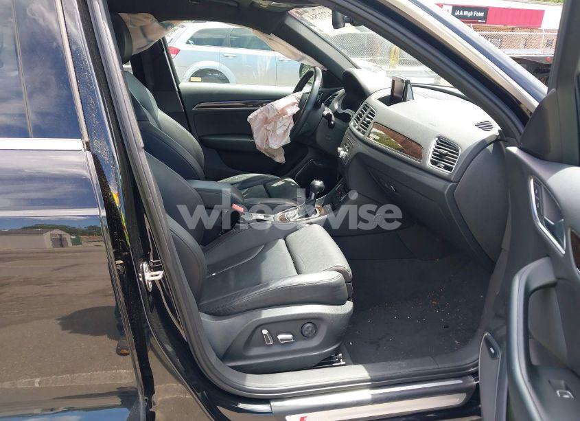 Photo 5 of 2016 Audi Q3 2.0T PREMIUM PLUS (VIN WA1GFCFS4GR015382)