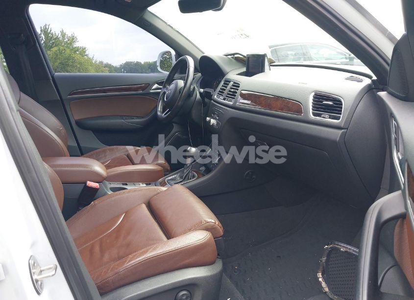 Photo 5 of 2016 Audi Q3 2.0T PREMIUM PLUS (VIN WA1GFCFSXGR020943)