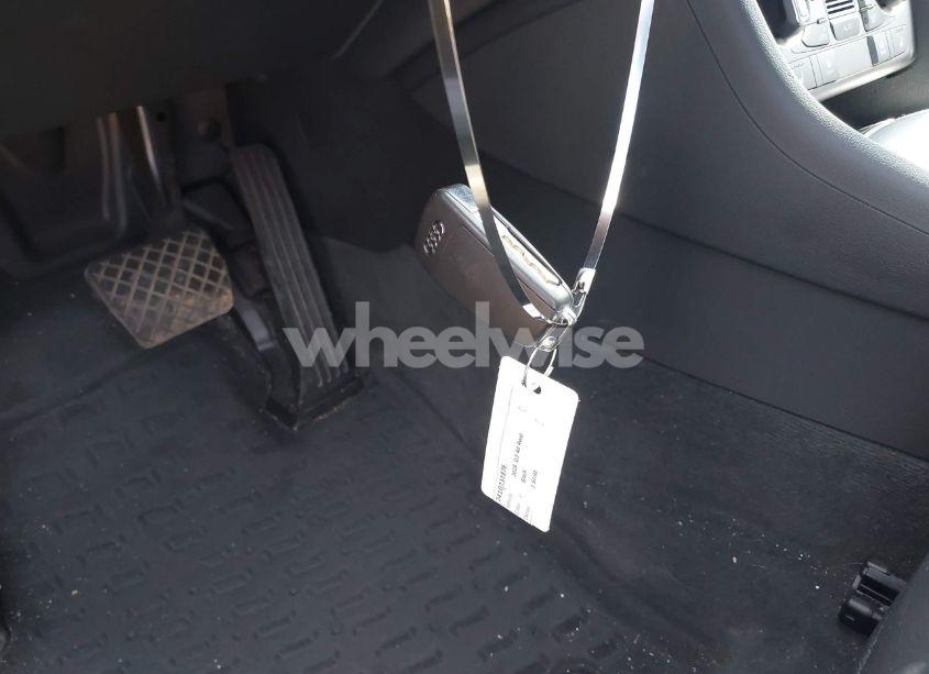 Photo 11 of 2018 Audi Q3 2.0T PREMIUM/2.0T SPORT PREMIUM (VIN WA1JCCFS4JR024928)