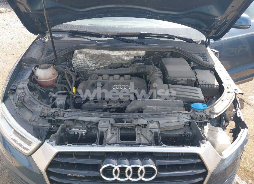 Photo 10 of 2018 Audi Q3 2.0T PREMIUM/2.0T SPORT PREMIUM (VIN WA1JCCFSXJR012749)