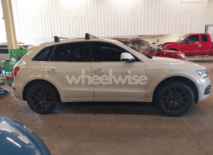 Photo 13 of 2017 Audi Q5 2.0T PREMIUM (VIN WA1L2AFP5HA041712)