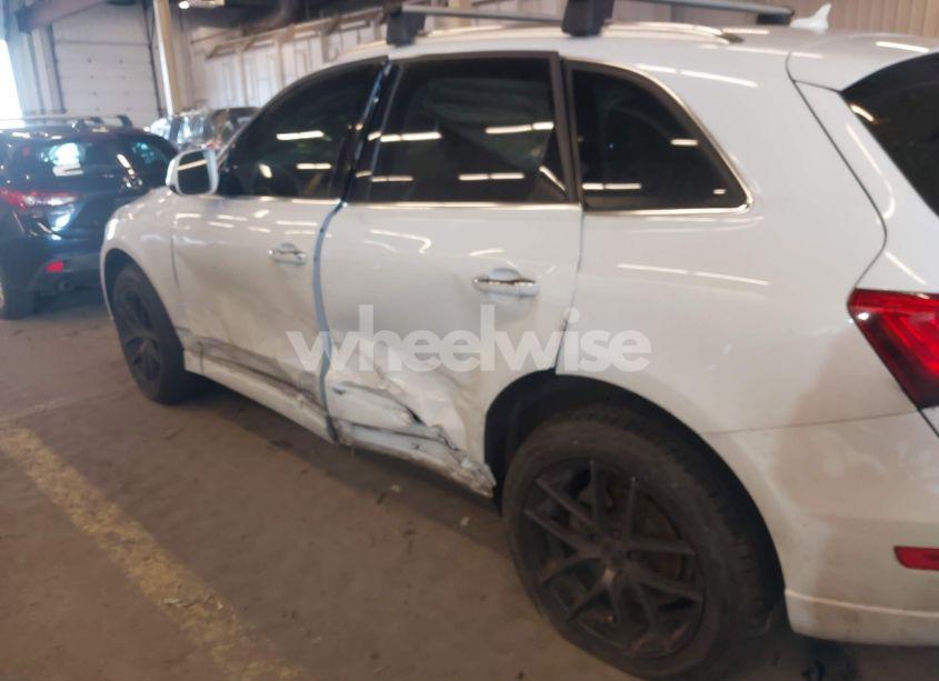 Photo 6 of 2017 Audi Q5 2.0T PREMIUM (VIN WA1L2AFP5HA041712)