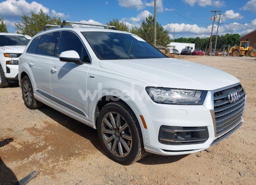 2017 Audi Q7 3.0T PREMIUM (VIN WA1LAAF70HD023071) main photo