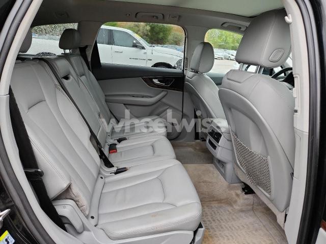 Photo 7 of 2018 AUDI Q7 PREMIUM PLUS (VIN WA1LAAF70JD028244)