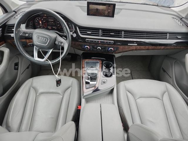 Photo 9 of 2018 AUDI Q7 PREMIUM PLUS (VIN WA1LAAF70JD028244)