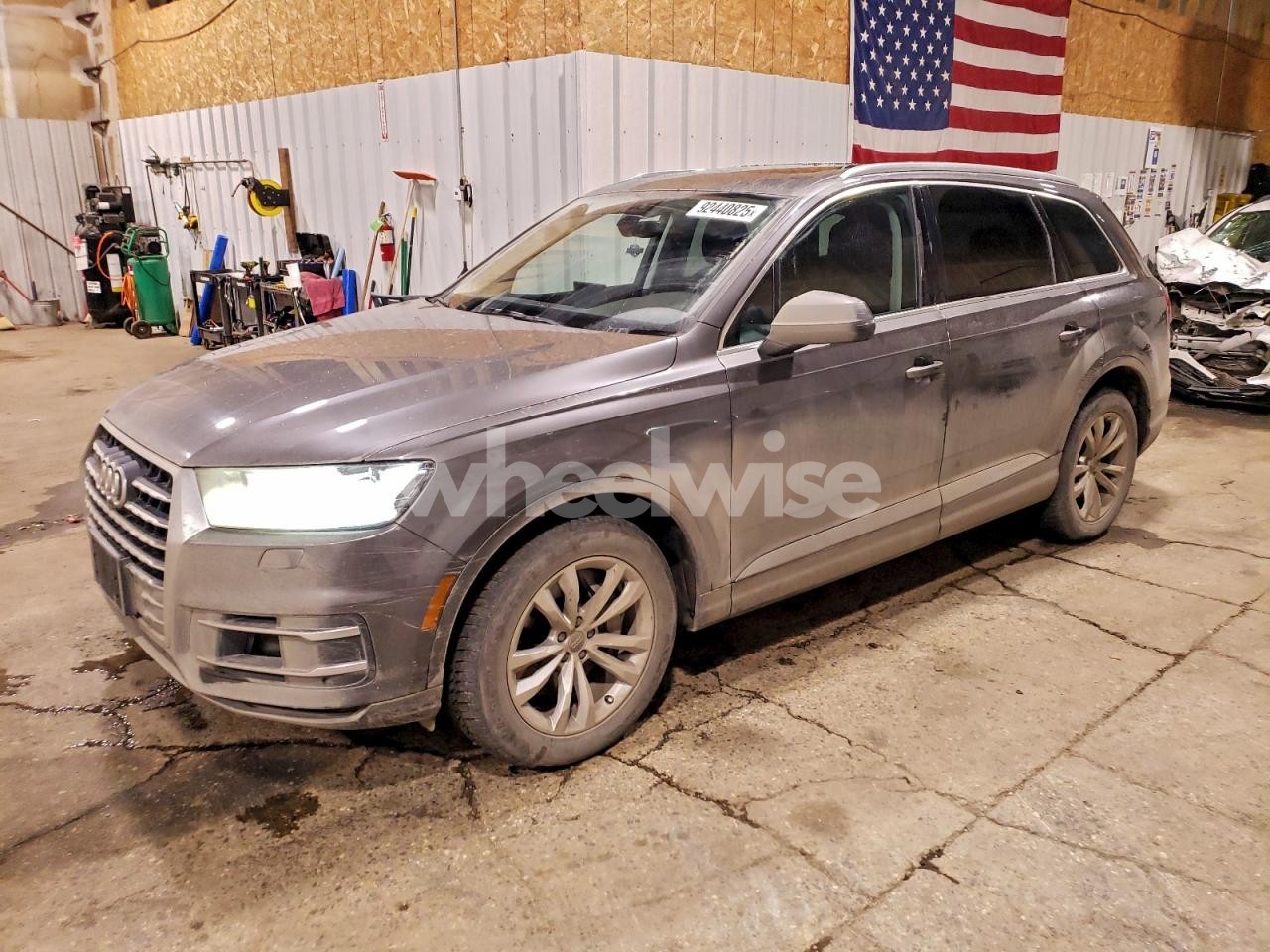 2019 AUDI Q7 PREMIUM PLUS (VIN WA1LAAF71KD045183) main photo