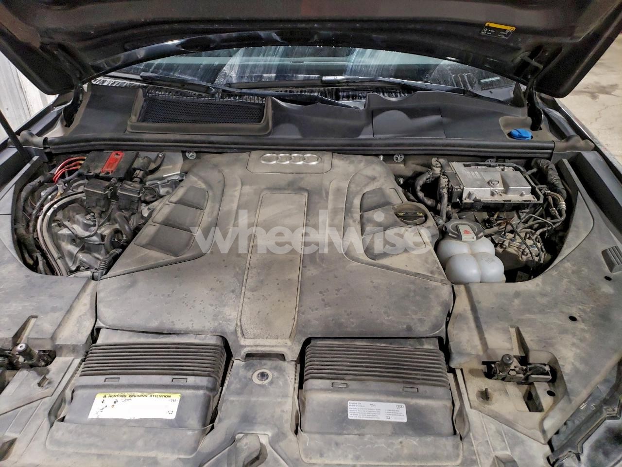 Photo 12 of 2019 AUDI Q7 PREMIUM PLUS (VIN WA1LAAF71KD045183)