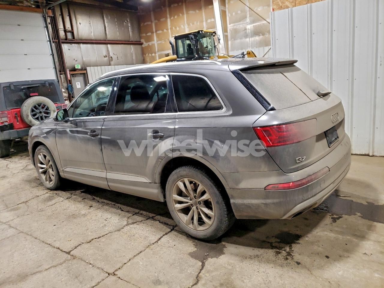 Photo 2 of 2019 AUDI Q7 PREMIUM PLUS (VIN WA1LAAF71KD045183)