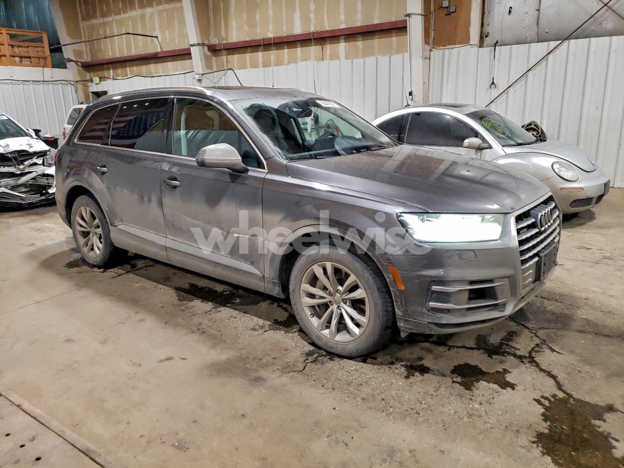 Photo 4 of 2019 AUDI Q7 PREMIUM PLUS (VIN WA1LAAF71KD045183)
