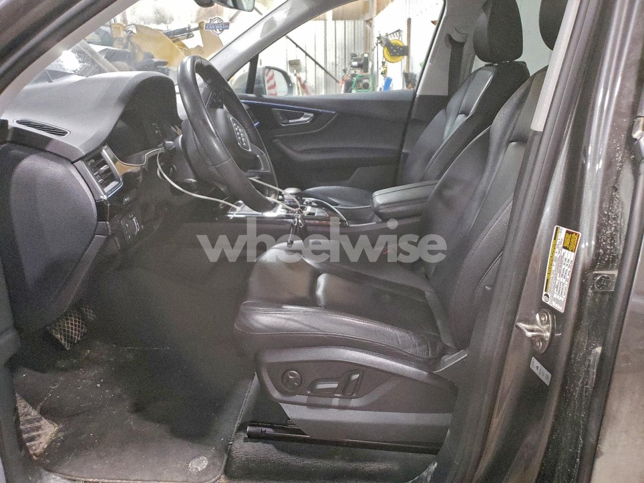 Photo 7 of 2019 AUDI Q7 PREMIUM PLUS (VIN WA1LAAF71KD045183)