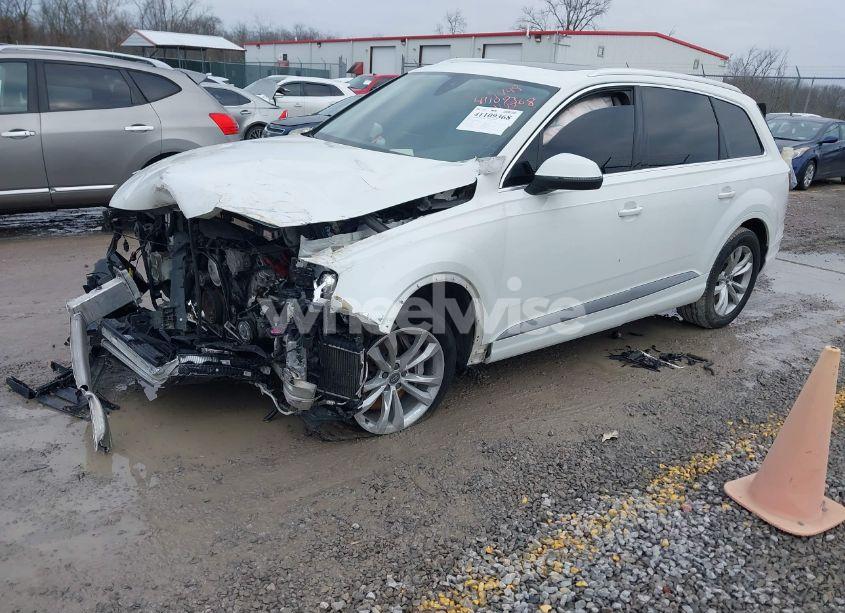 Photo 2 of 2017 Audi Q7 3.0T PREMIUM (VIN WA1LAAF72HD001749)