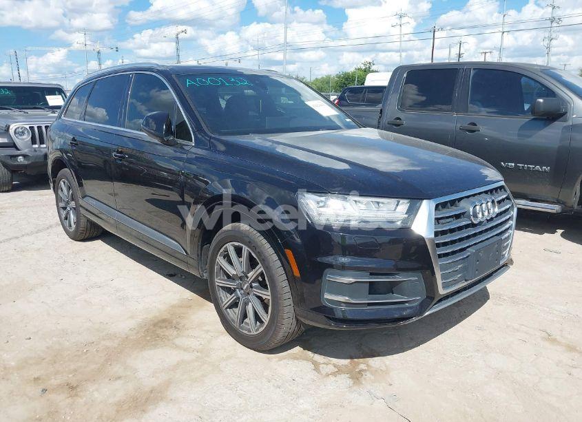2017 Audi Q7 3.0T PREMIUM (VIN WA1LAAF72HD017790) main photo