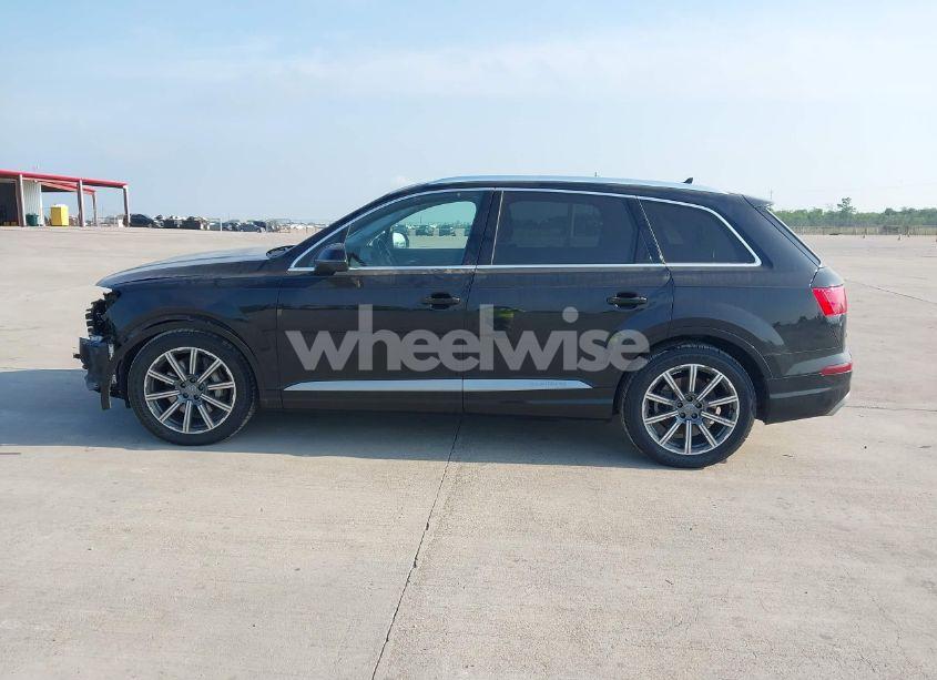 Photo 15 of 2019 Audi Q7 55 PREMIUM (VIN WA1LAAF72KD046925)