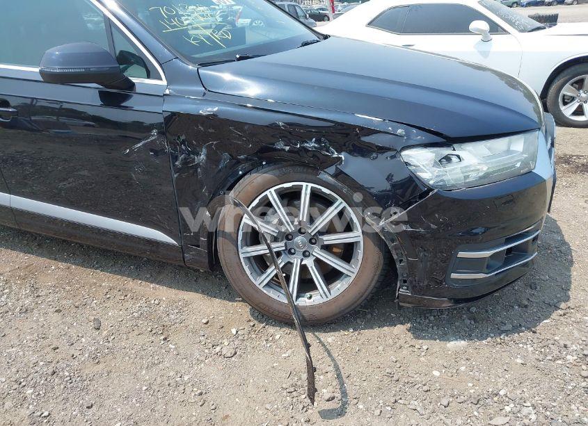 Photo 6 of 2017 Audi Q7 3.0T PREMIUM (VIN WA1LAAF73HD019855)