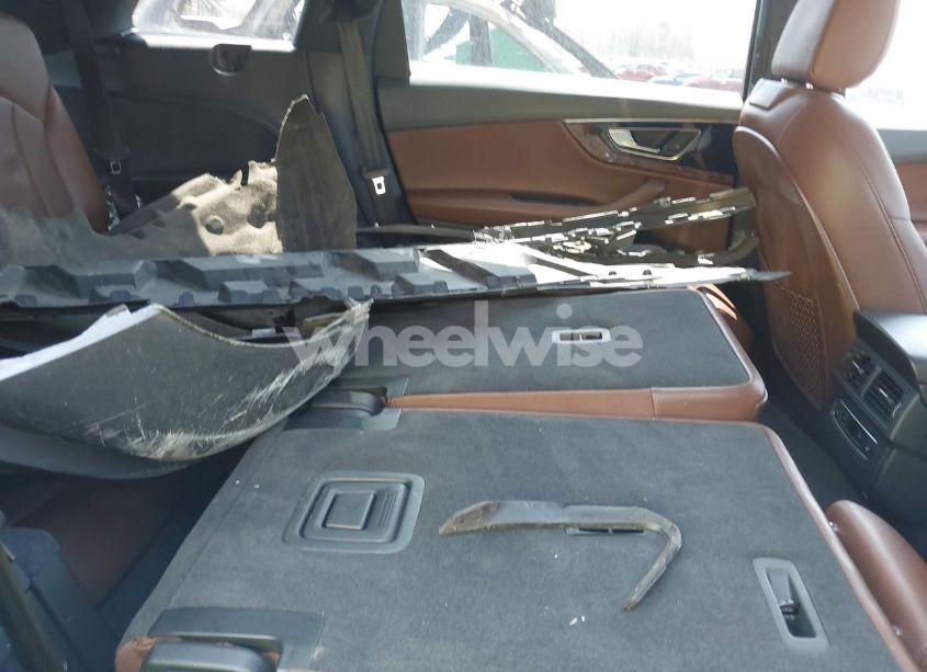 Photo 8 of 2017 Audi Q7 3.0T PREMIUM (VIN WA1LAAF74HD011666)