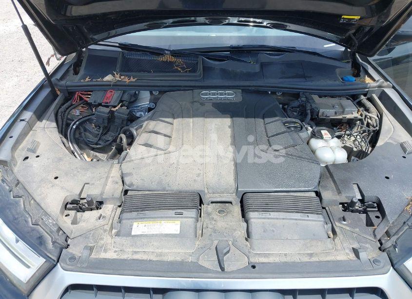 Photo 10 of 2018 Audi Q7 3.0T PREMIUM (VIN WA1LAAF74JD034810)