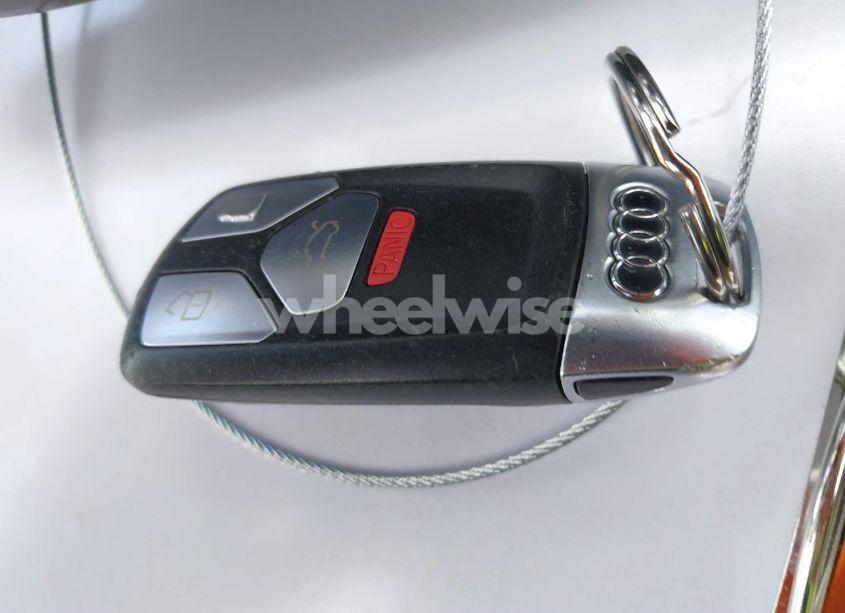 Photo 11 of 2018 Audi Q7 3.0T PREMIUM (VIN WA1LAAF74JD034810)