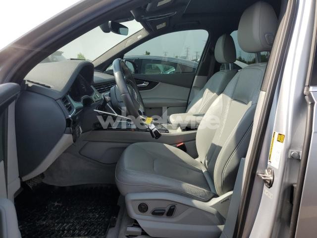 Photo 8 of 2018 AUDI Q7 PREMIUM PLUS (VIN WA1LAAF74JD039540)