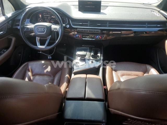 Photo 5 of 2018 AUDI Q7 PREMIUM PLUS (VIN WA1LAAF74JD045922)