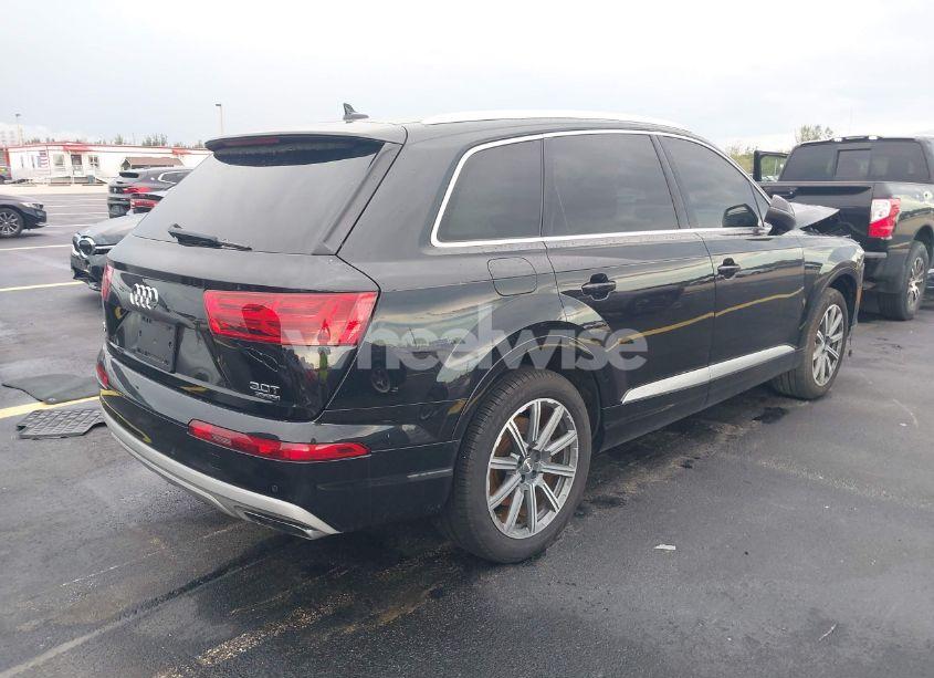 Photo 4 of 2018 Audi Q7 3.0T PREMIUM (VIN WA1LAAF75JD000651)