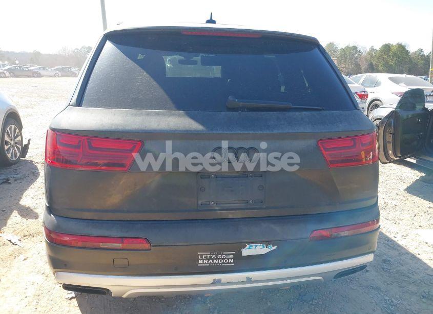 Photo 16 of 2017 Audi Q7 3.0T PREMIUM (VIN WA1LAAF76HD047018)