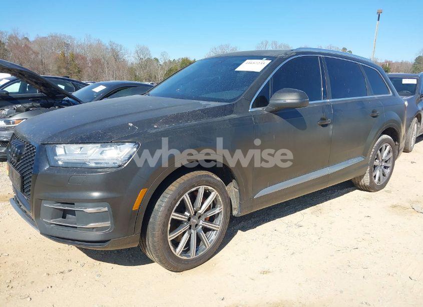 Photo 2 of 2017 Audi Q7 3.0T PREMIUM (VIN WA1LAAF76HD047018)