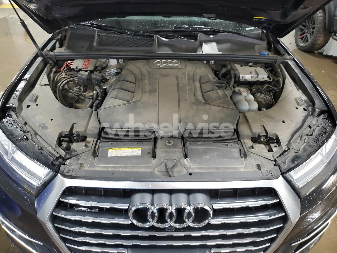 Photo 11 of 2018 AUDI Q7 PREMIUM PLUS (VIN WA1LAAF76JD016227)